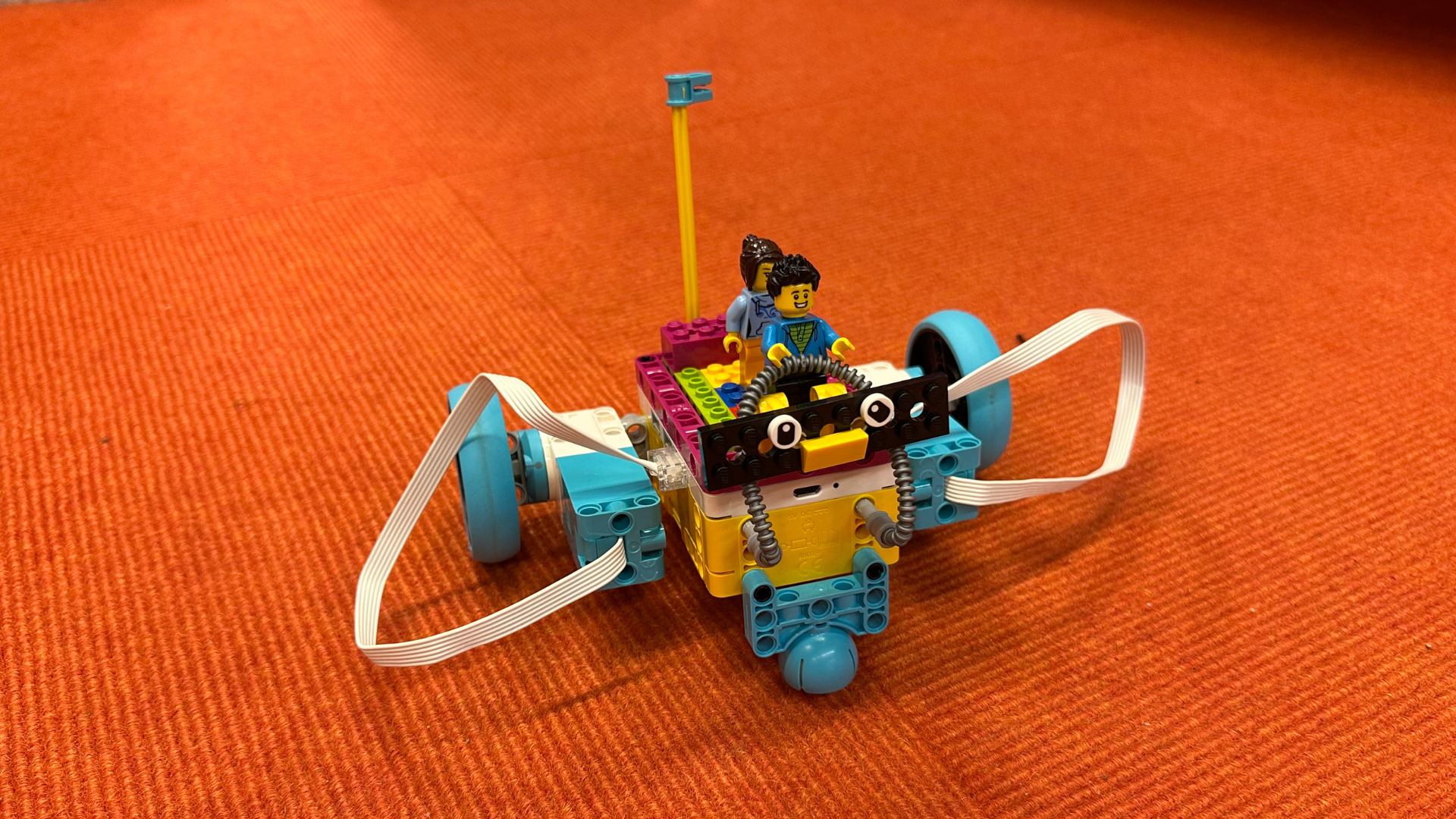 Programmieren mit Lego Spike - AUSGEBUCHT